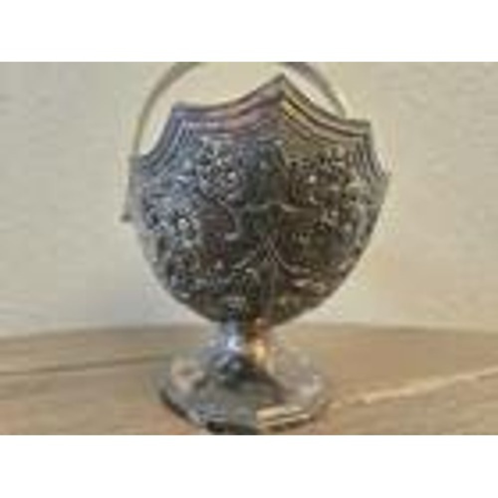 Vintage Silver Plated Oval Basket With Handle Floral Design Regal Victorian 6.5" - Picture 5 of 16